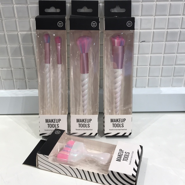 MAKEUP TOOLS ROMANTIC ICE CREAM MINISO || BRUSH MINISO
