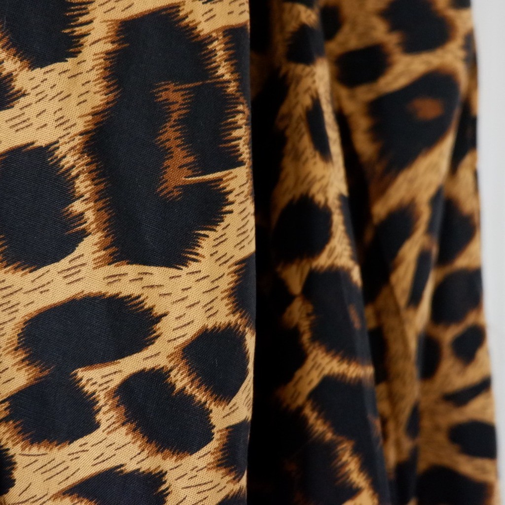 TH One Set Mizu Leopard Dark Brown-1