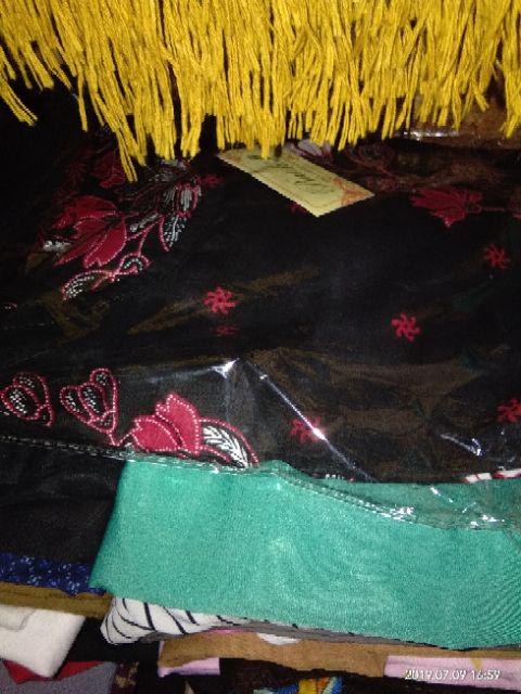 Maura Couple - Sania Ruffle Batik Couple Ori Ndoro Jowi Dnt Garansi Termurah Shopee - Busana Solo