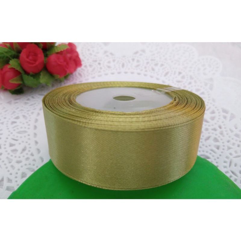 

1roll Pita Satin 2,5cm Hijau Pupus