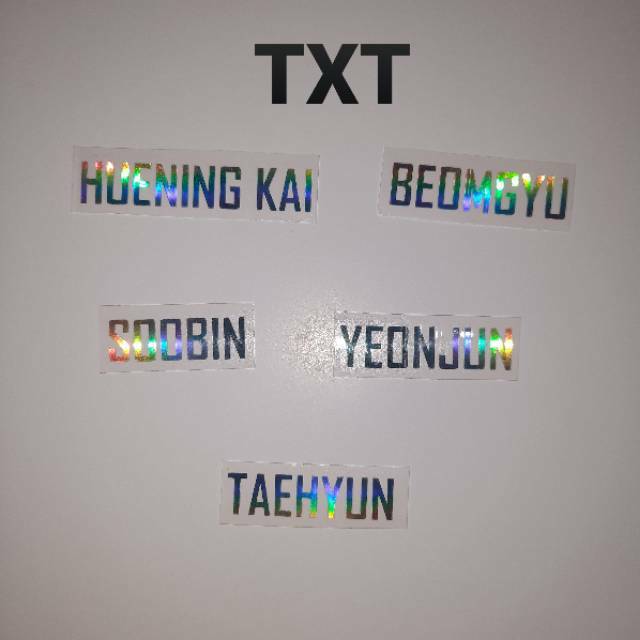  STIKER  HOLOGRAM  TXT DAN SHINEE KPOP  STIKER  HOLO TXT DAN 