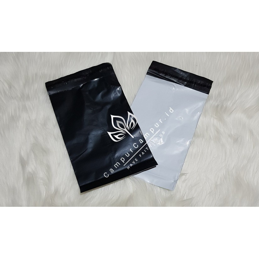 

Plastik Packing Olshop Polymailer Murah /Poly mailer 17x30
