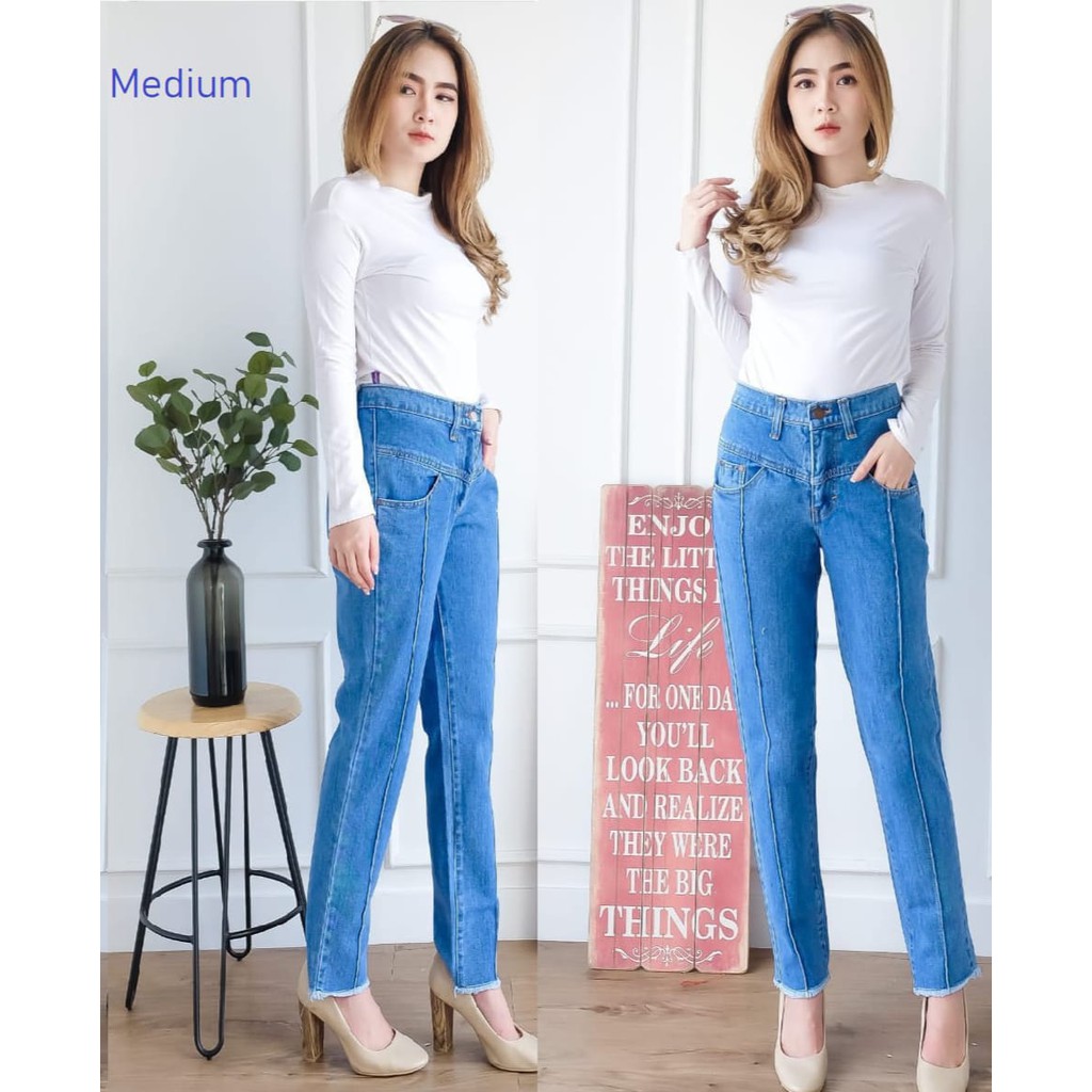 QF CELANA WANITA BOYFRIEND ALEXA JEANS WASHED