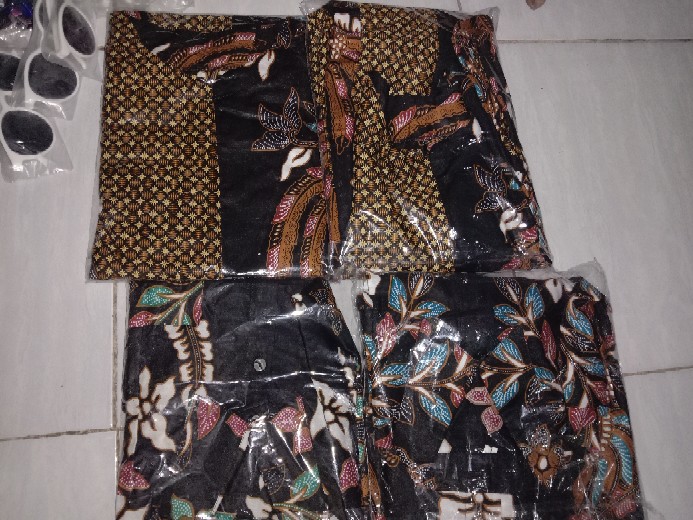 Batik Couple Keluarga Sania Ruffle Ori Ndoro Jowi Motif Manuk Kembar