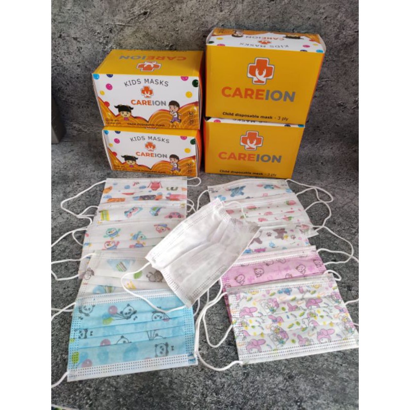 READY MASKER ANAK EARLOOP 3 PLY MOTIF CEWEK MOTIF COWOK MERK CAREION DAN UTAMA ISI 50 LBR PER BOX