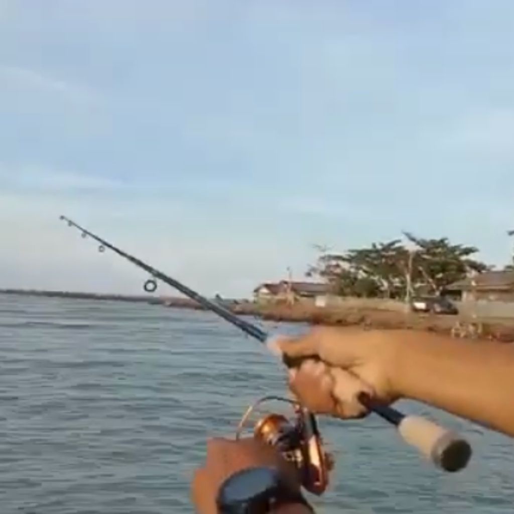 Paket Mancing ,Mania Satu Set Siap Pakai Joran Sambung 180CM Reel Gulungan Pancing Katrol Ukuran 300