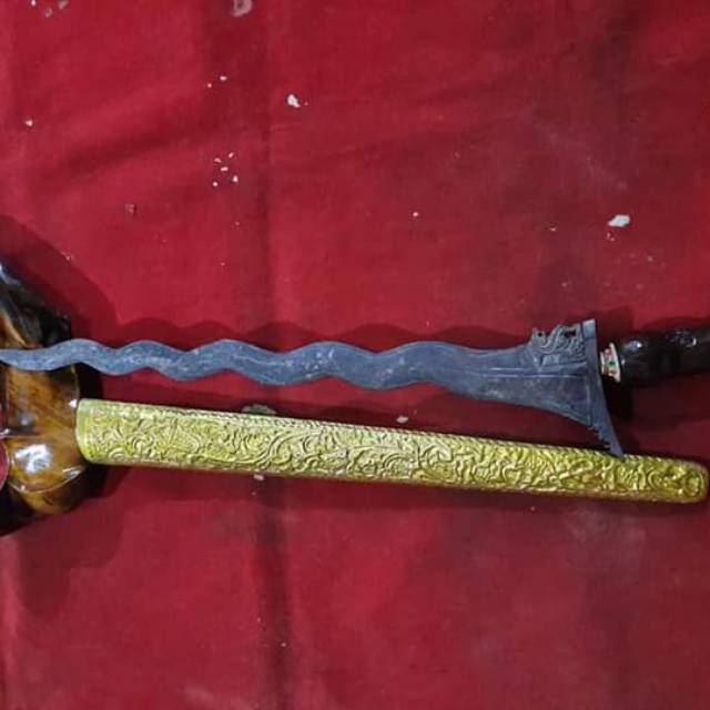 Keris singo barong dan nogo rojo