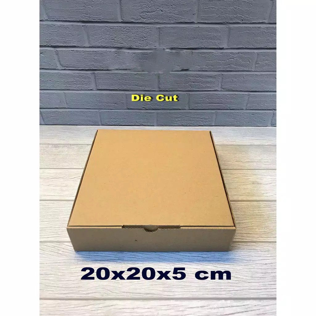 

Kardus 20 x 20 x 5 cm..... Die Cut