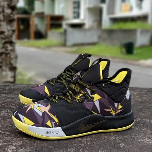 SEPATU BASKET NIKE PG 3 LOW MAMBA MENTALITY
