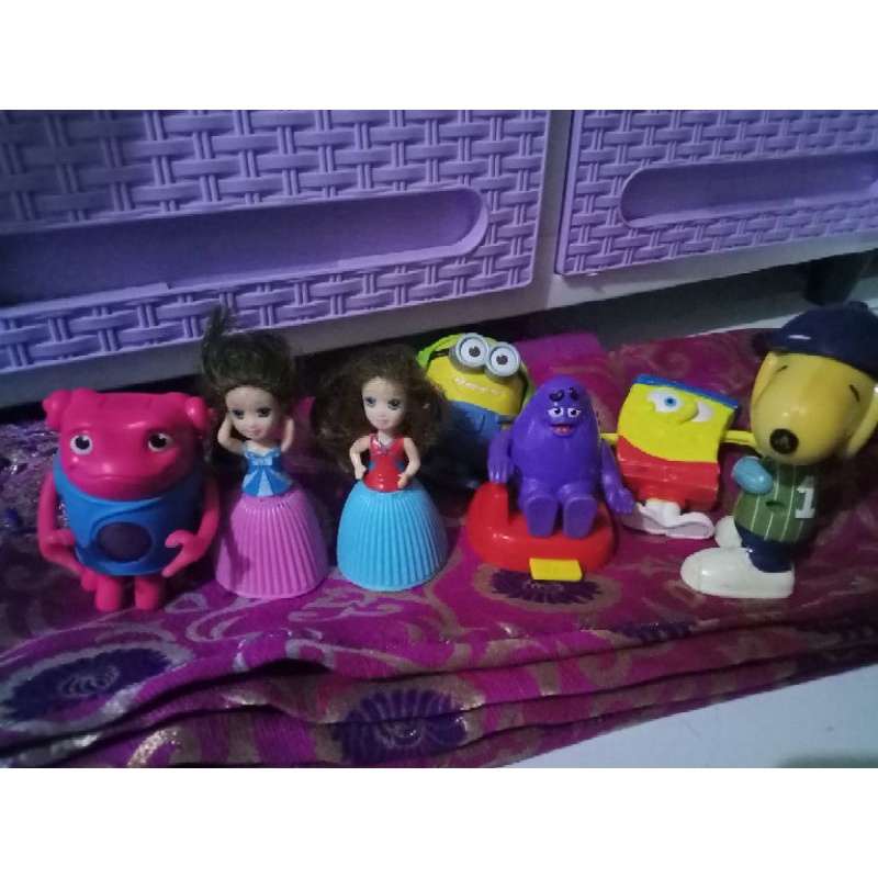 Take All Mainan McD Pajangan Bahan Keras