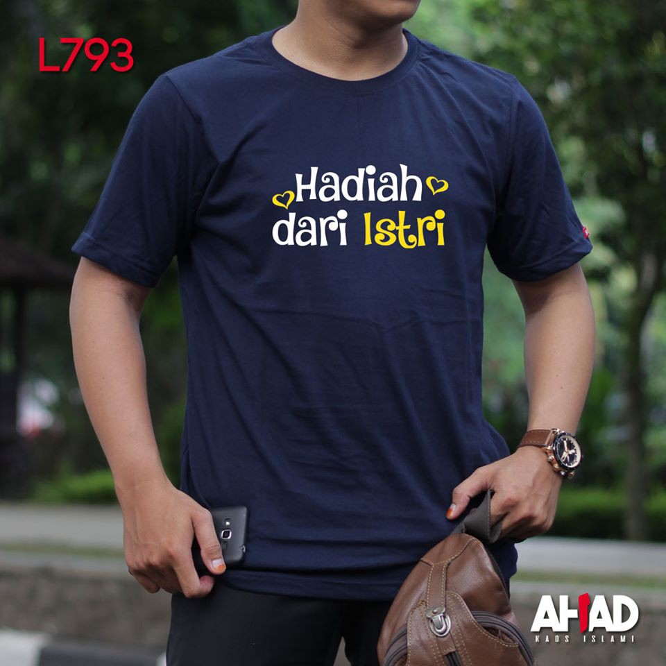 Kaos Islami Ahad - Hadiah Dari Istri