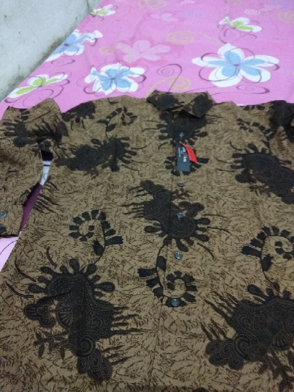 Colin Dion | Baju Batik Pria Coklat | Kemeja Batik Pria Slimfit Lengan Panjang Cd160