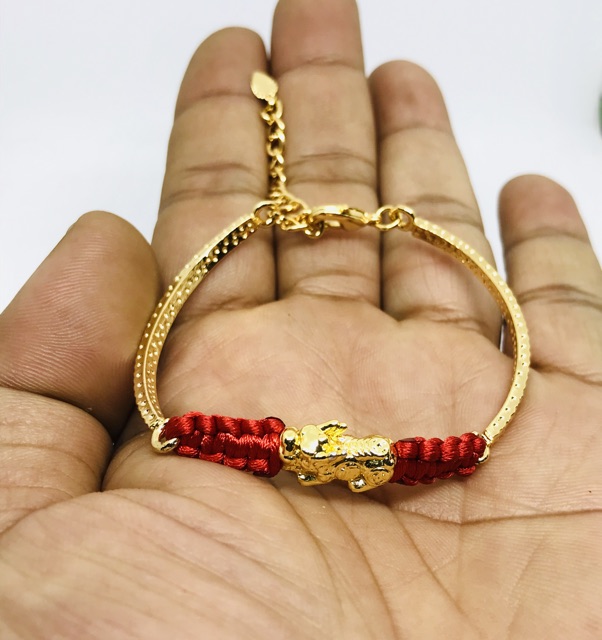 Gelang tangan wanita //gelang pixu // gelang rajut tali //perhiasan