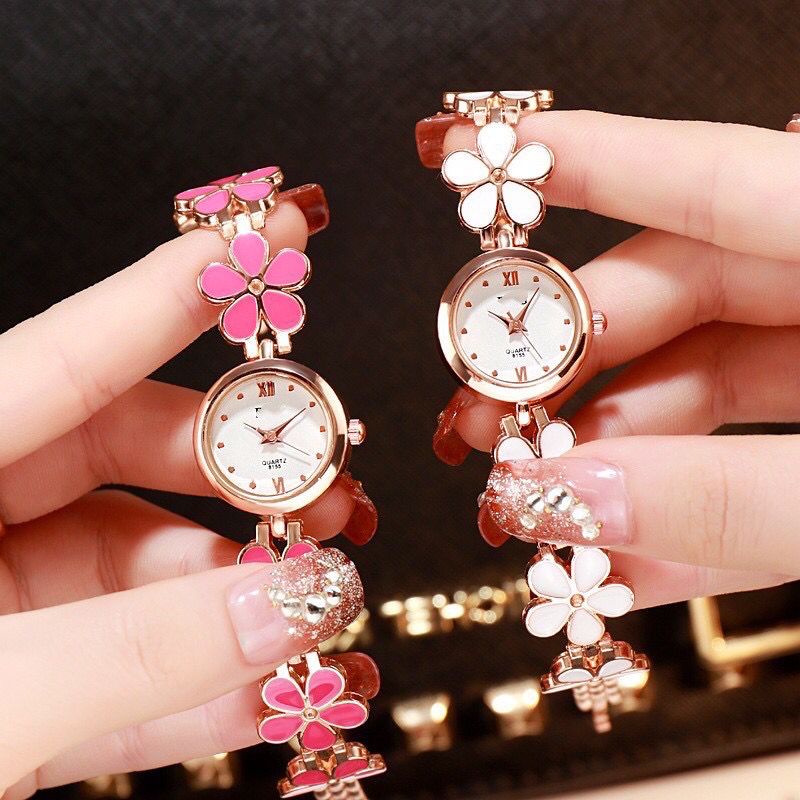 Jam Tangan Wanita ANGEL Kecil Gaya Korea Fashion Trendy / Jam Tangan Gelang Wanita Bunga Kecil