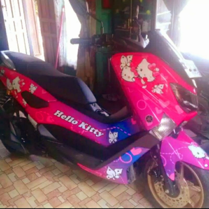 Stiker setiker nmax helloy kitty