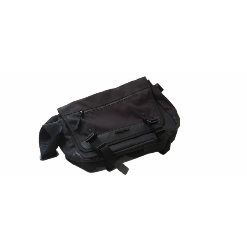 Tas Pria Sling Bag - Tas Pria Hitam / Tas Selempang / Preloved