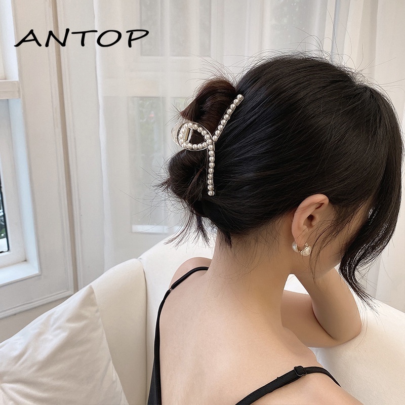 Korean Version of The Gentle Pearl Catch Clip Temperament Pearl Flower Catch Clip Popular Hair Accessories ANTOP