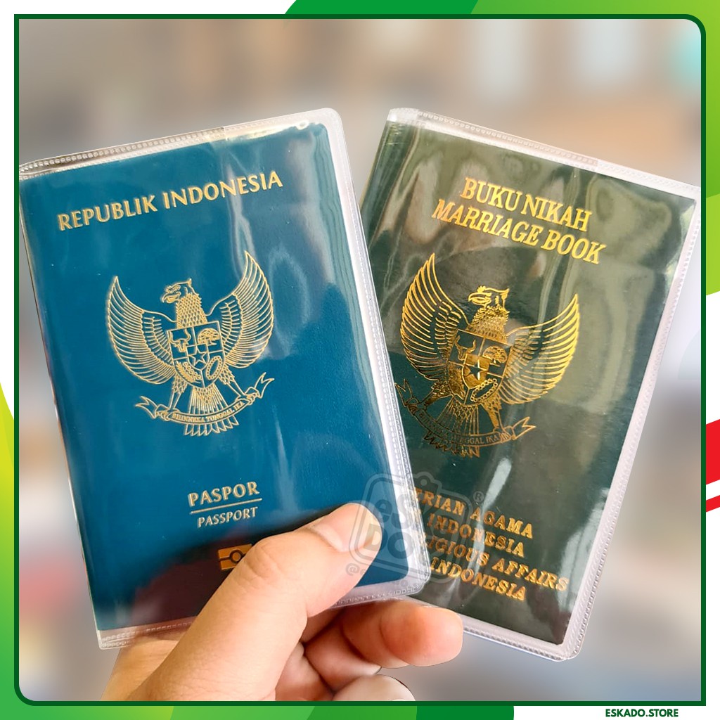 Sampul Cover Paspor Pelindung Paspor / Buku Nikah Plastik Transparan