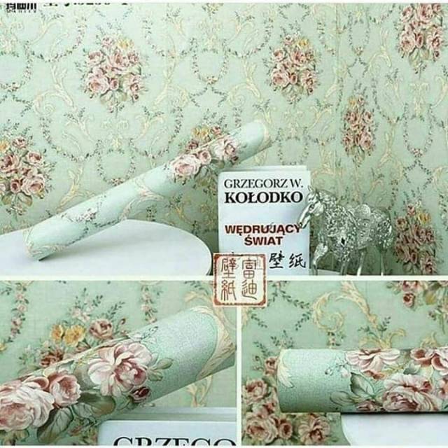 Wallpaper batik bunga hijau 45 x 10 mtr shaby hijau