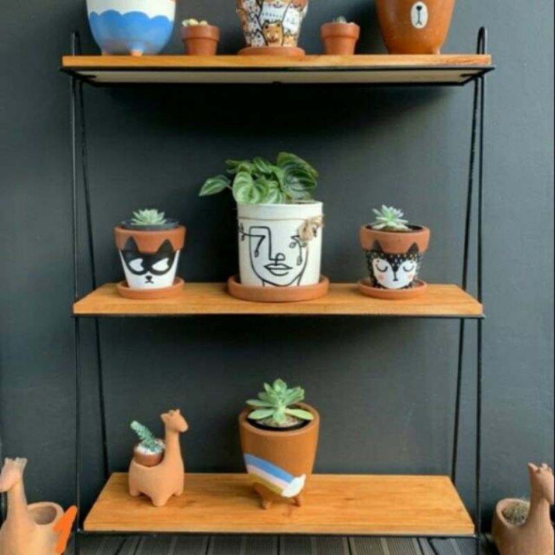 Rak bunga besi 3 susun Rak bunga besi Rak besi tanaman