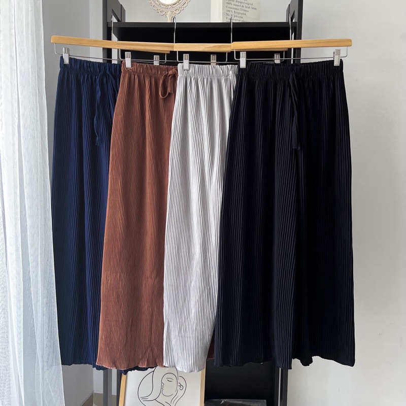 Hazuki Kulot Plisket Pants 9C