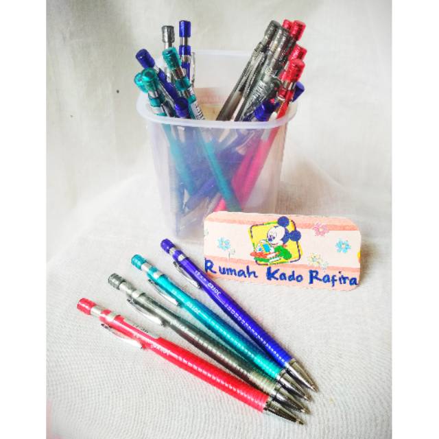 

PENSIL MEKANIK JOYKO 0,5mm/ISI PINSIL MEKANIK