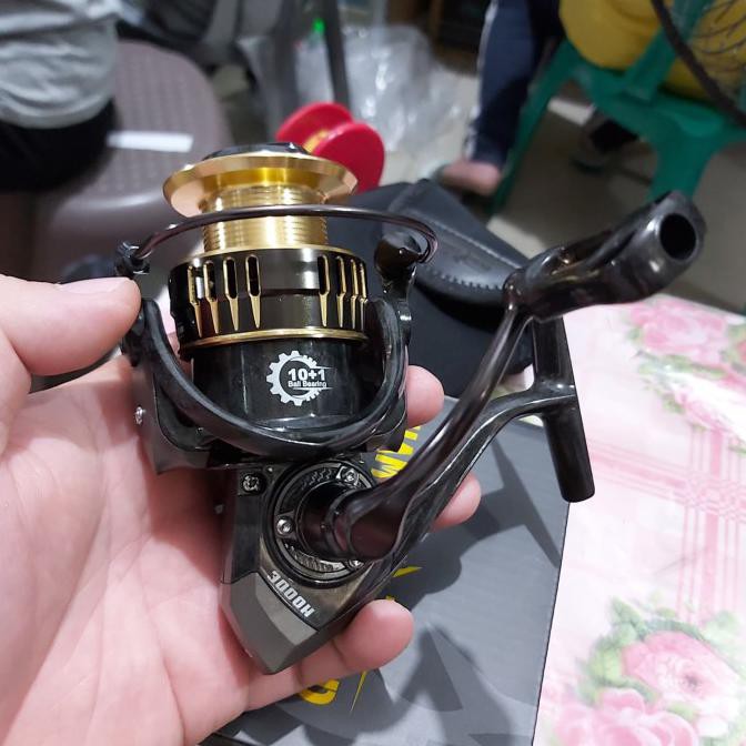 Hemat Reel Hammerhead Aerolite 3000 Reel Power Handel Bergaransi