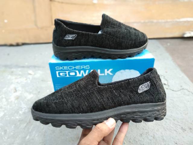 SEPATU SLIP ON PRIA SKECHERS GO WALK SEPATU SLOP COWOK MADE IN VIETNAM