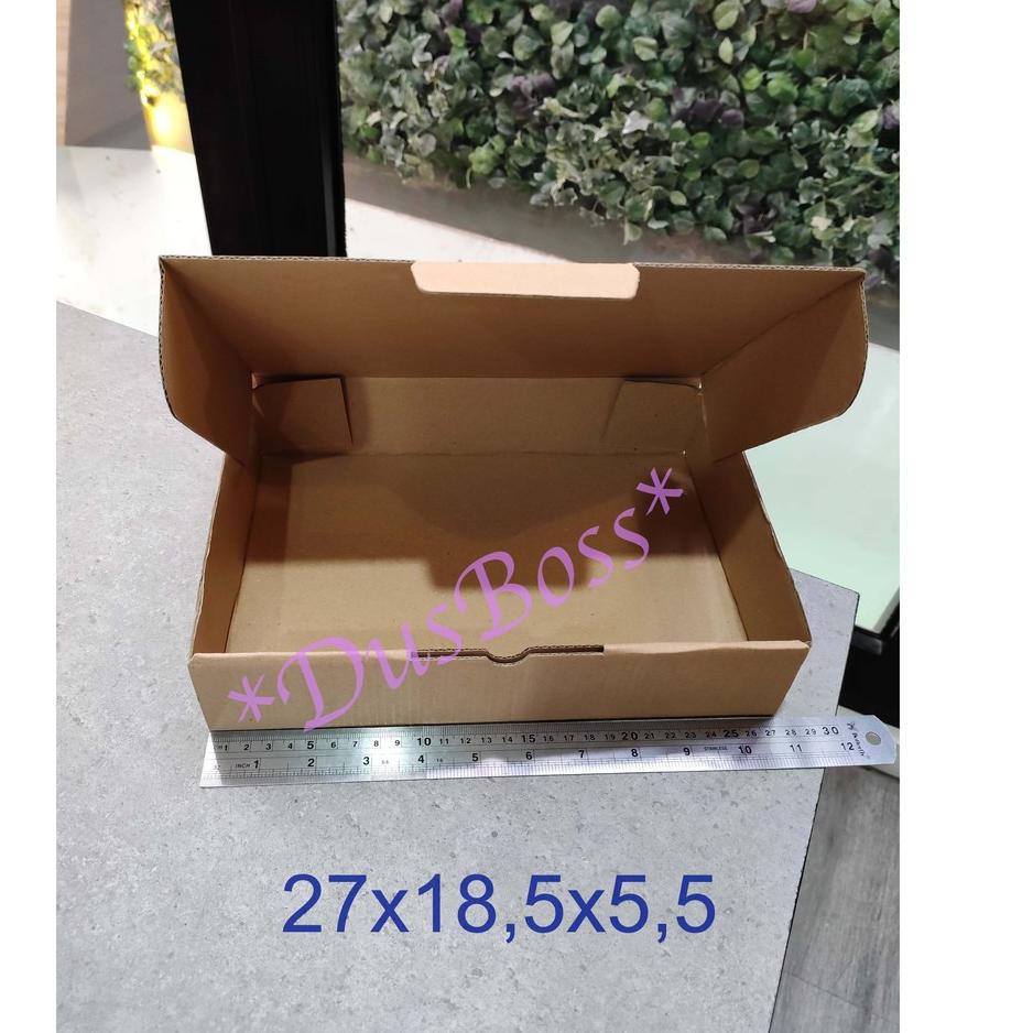 

Dedulf set Kardus 27 x 18,5 x 5,5 cm --Die Cut dan easy usage-- kotak donut isi 6