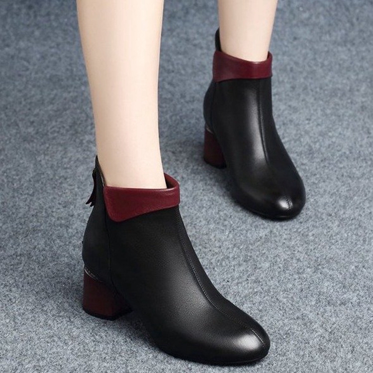 Sepatu Boots Martin Wanita Model Mid Heels Tebal Warna Merah(Dengan kotak sepatu)