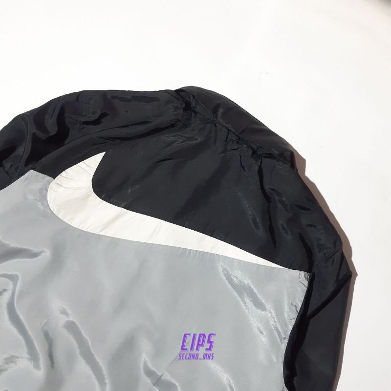 Vintage Jaket/Jacket Nike Big Swoosh Spell Out Colorblock