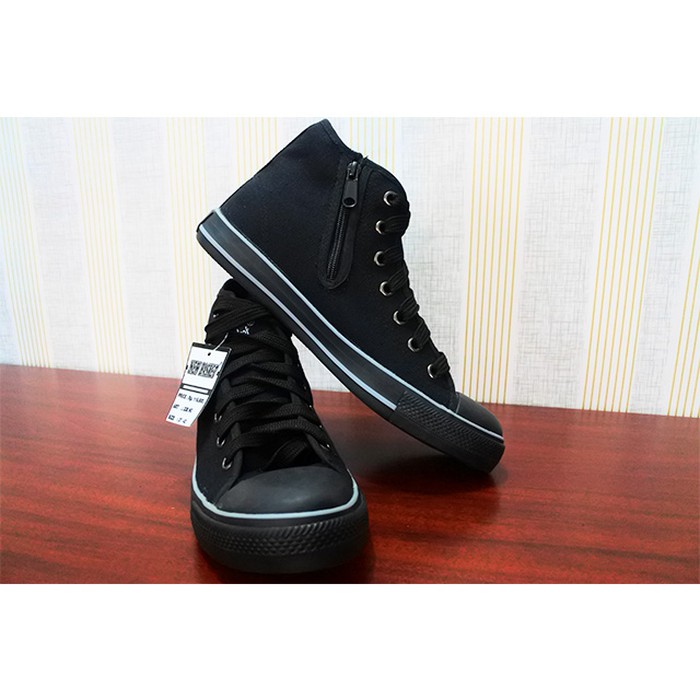 Sepatu Sekolah Casual Sekolah Pria New Balance Full Black