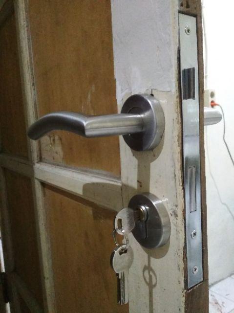 Handle Pintu Model Pisah Tarikan Pintu Model Minllis Stanlis Steel Sus 304 Kunci Pegangan Pintu