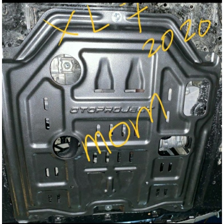 Crank Guard / Pelindung Bawah Mesin Mobil XL7 2020