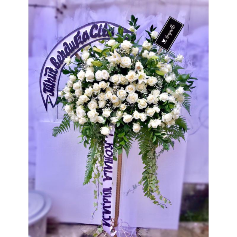 standing flower duka cita besar /karangan bunga duka cita/bunga standing duka cita bandung