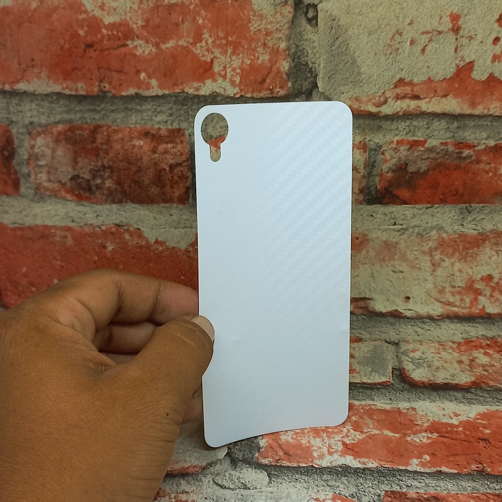 Garskin Asus X00RD Skin Carbon Sticker Anti Gores Casing Belakang Hp Asus Zenfone Live L1 ZA550KL