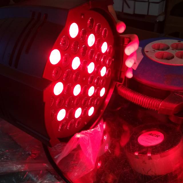 Lampu Par Led 54 x 3 watt RGBW