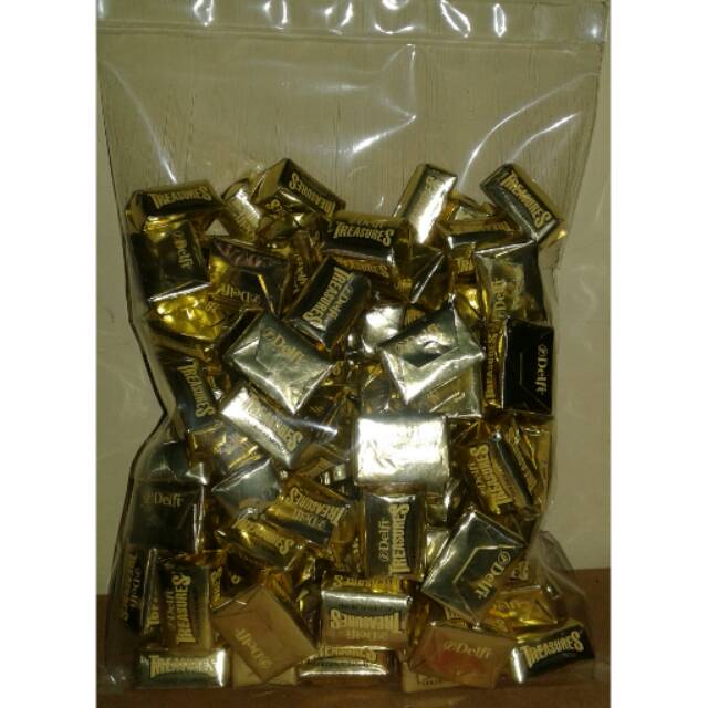 COKLAT DELFI TREASURE ALMOND/GOLD 100pcs