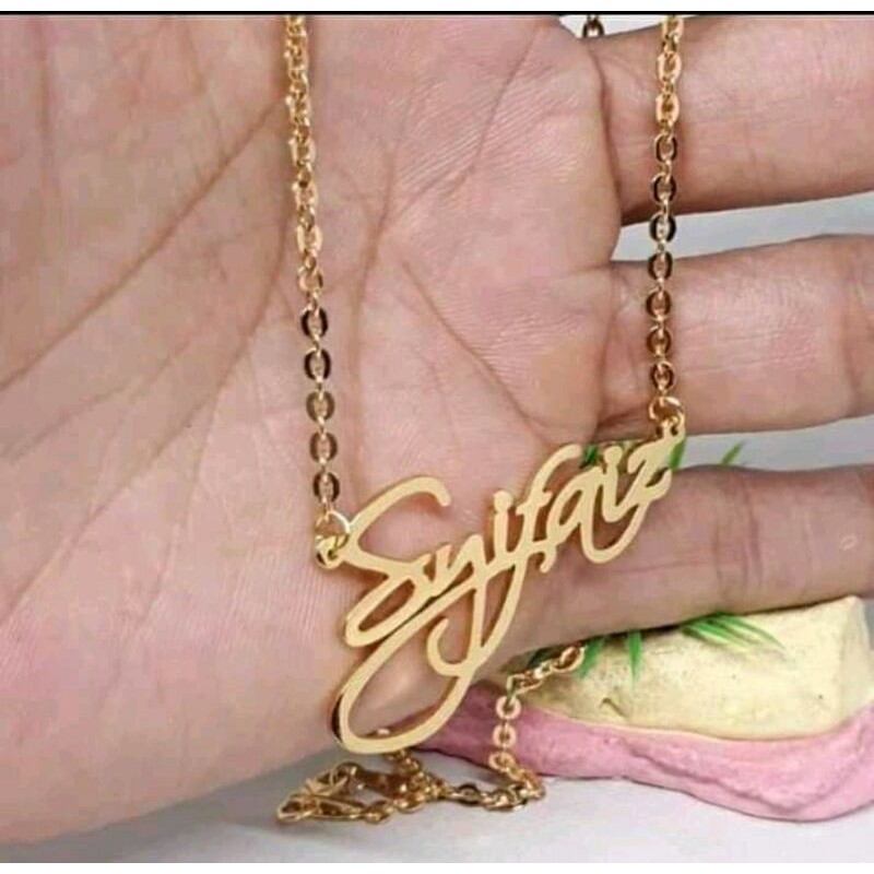 liontin kalung nama