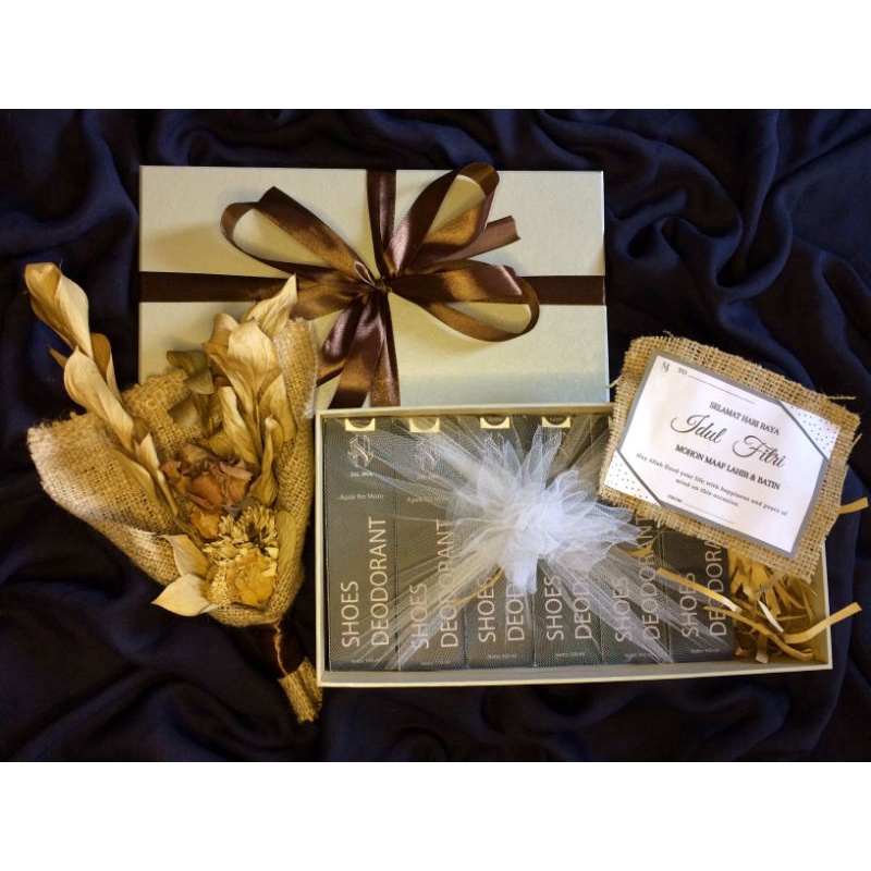 

HAMPERS EXCLUSIVE Jal.Ina