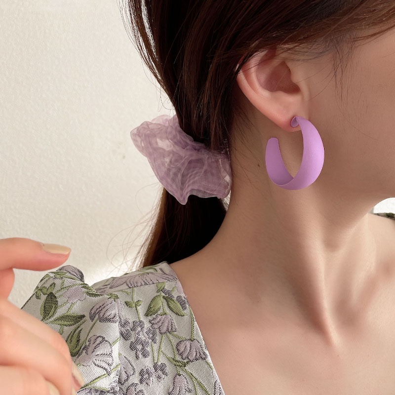 Anting Tusuk Desain Bunga Hias Mutiara Gaya Korea / Musim Panas Untuk Wanita