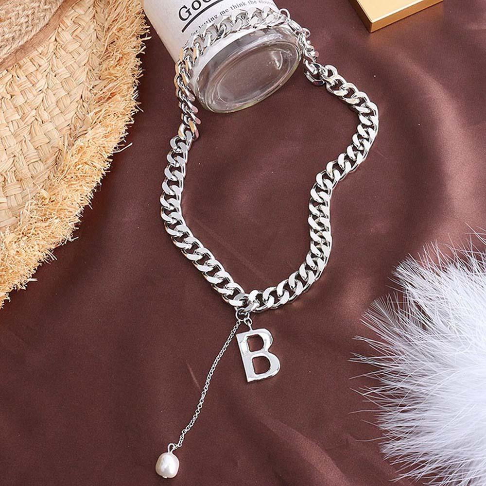 NEEDWAY Rantai Tebal Choker Baru Surat Besar Perhiasan Mutiara Rumbai Hip hop Rantai Klavikula