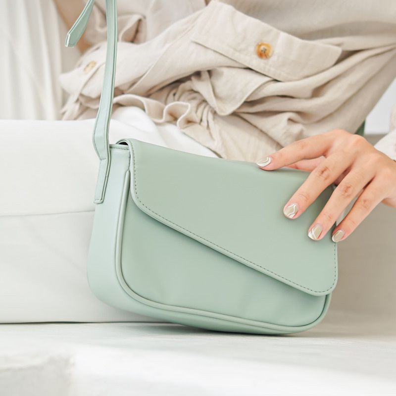 Slingbag Wanita Kaluka Tas Selempang Cewek Perempuan Tali Rantai Terbaru IrvanBagshop