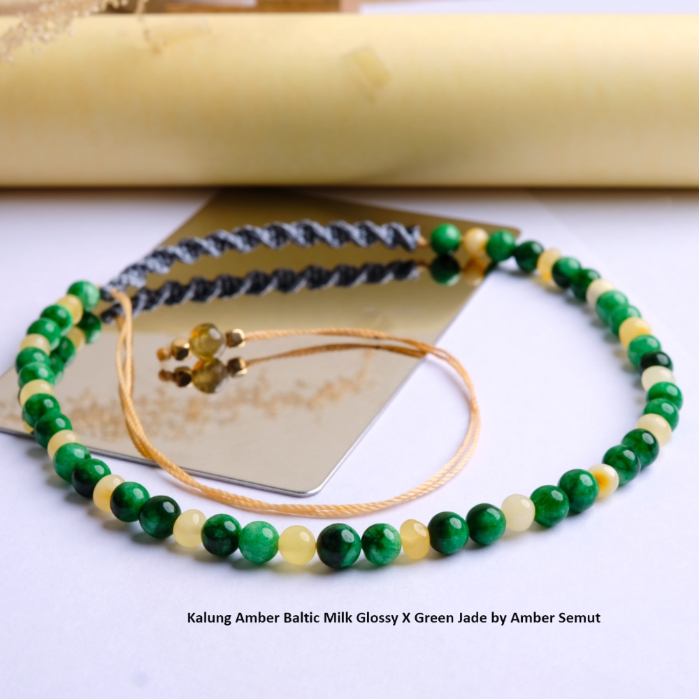 Kalung Amber Milk Glossy X Green Jade {2185}