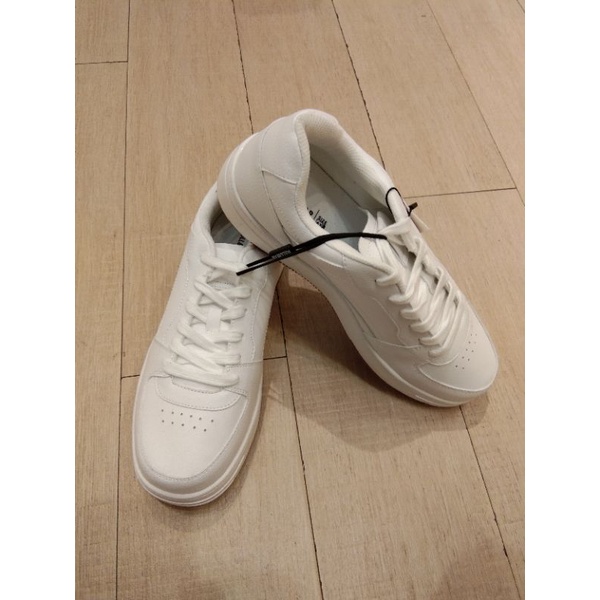 JASTIP PULL&BEAR Shoes Man / Sepatu putih cowok
