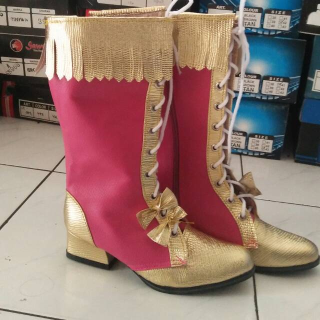 Sepatu mayoret