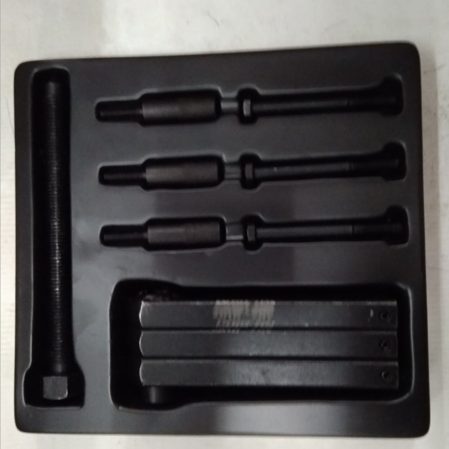 Grip-On Crankcase Separator Big 19-101