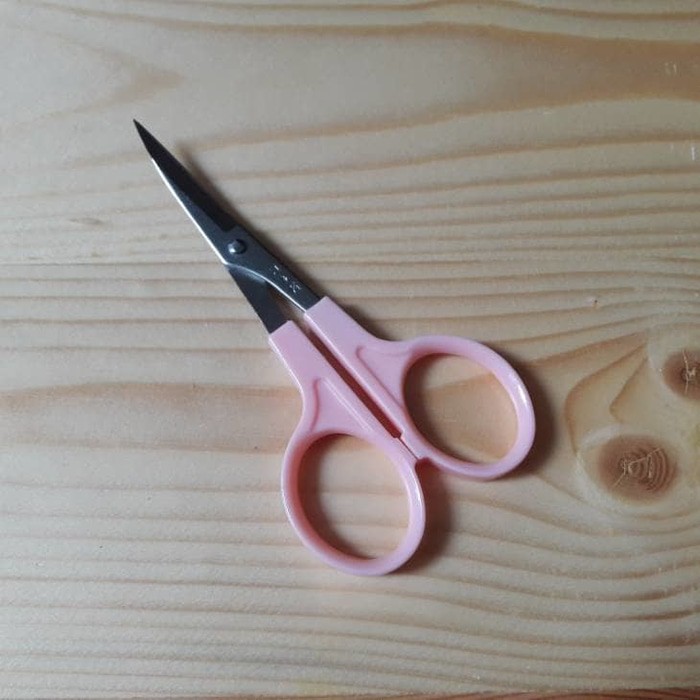 

Gunting ujung lancip