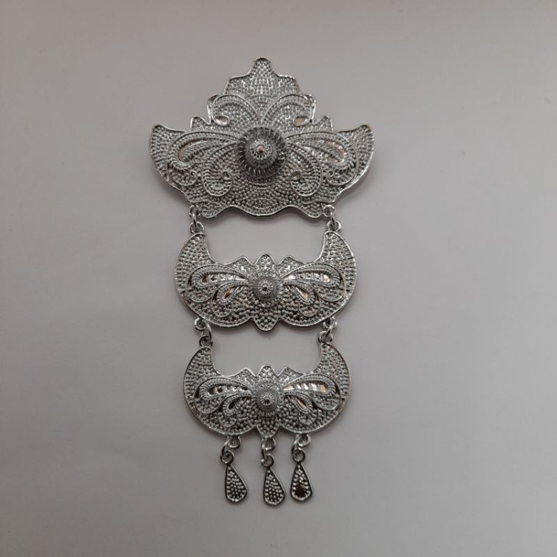 Broskutubaru/Bros 3 susun/ Bros kebaya/ Bros dada /pengantin/wisuda/Bros undangan mewah-A silver