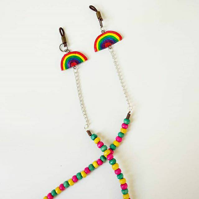 

Double Pelangi - Manik Kayu Besar